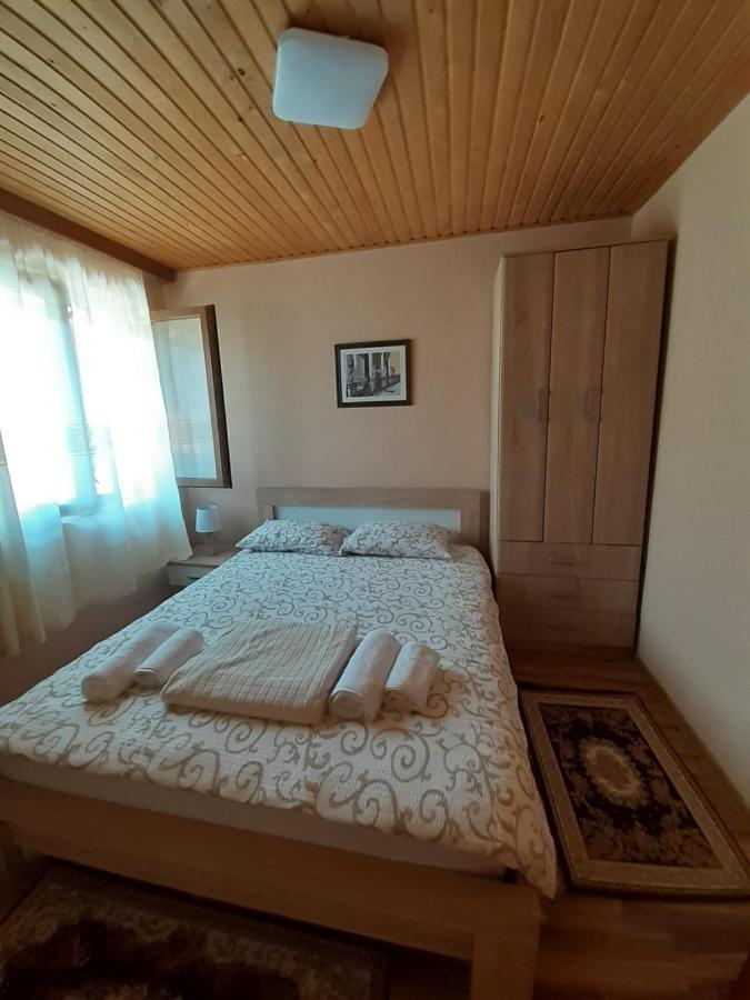 Apartman Damjanovic Cetinje Buitenkant foto