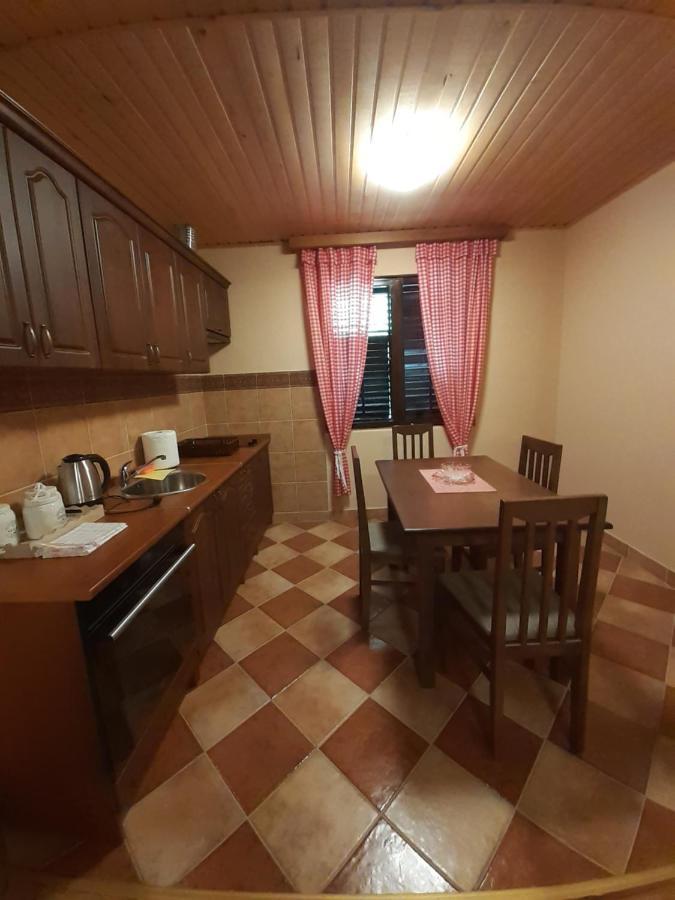 Apartman Damjanovic Cetinje Buitenkant foto